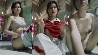 Bokep Indo Cesi Ciya Pose Sange Langsung Colmek Keenakan main meki
