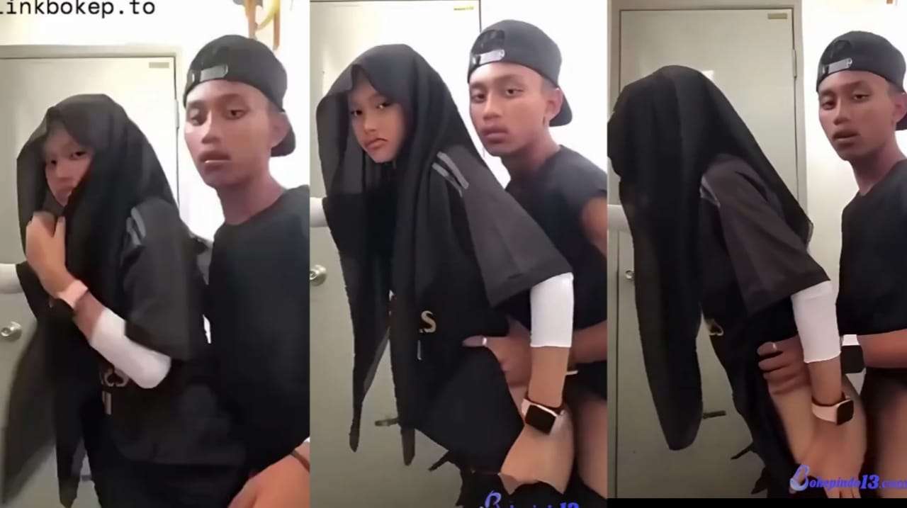 Bokep Indo Gadi Berjilbab Ga Ketahan Main di Toilet Umum