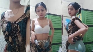 Bokep Indo Andini Permata Cantik Goyang Bikin Cepet Crot