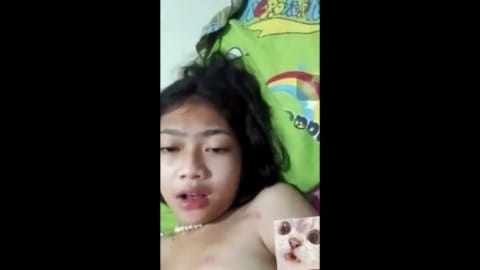 Bokep Indo VCS Pacar Cantik Lagi Sange Tinggal Telfon ajak Ngewe