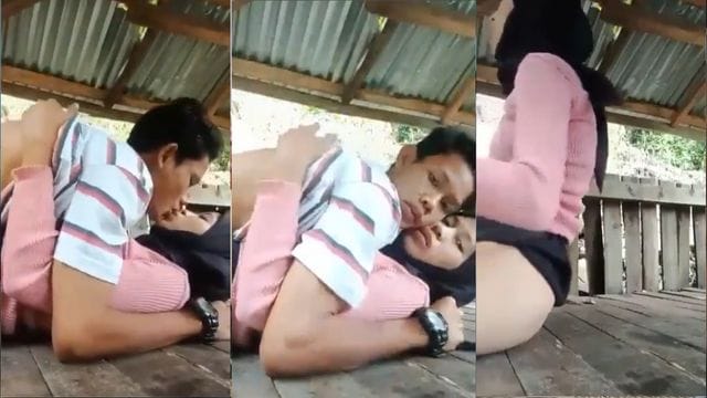 Bokep Indo ABG Hijab Viral Pacaran Ngewe Di Gubuk Sepi
